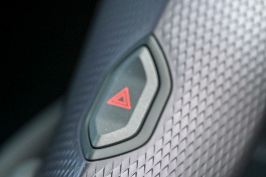 2025 Cupra Tavascan KR Endurance Coupe Image 9
