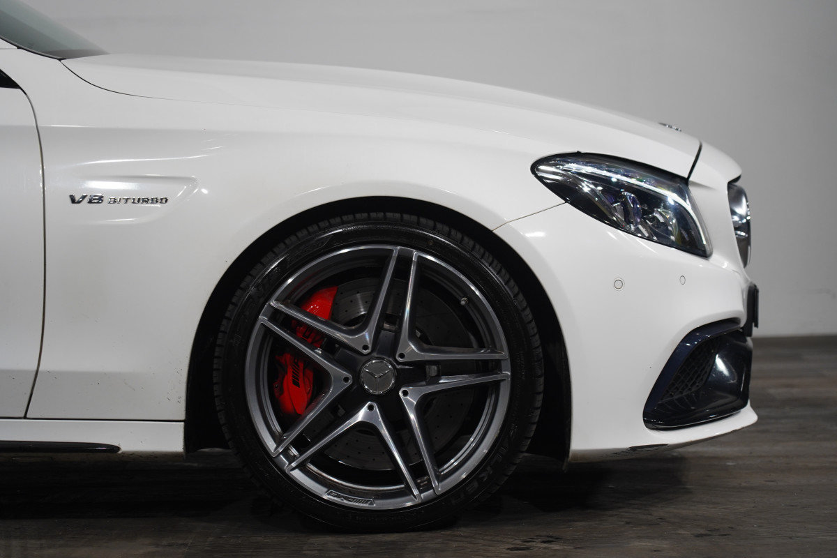 2017 Mercedes-Benz C 63 S Sedan Image 5