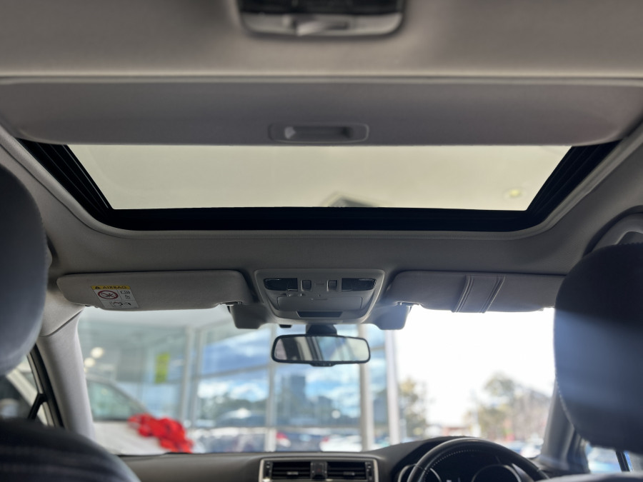 2018 Subaru Outback 6GEN AWD Touring SUV Image 11
