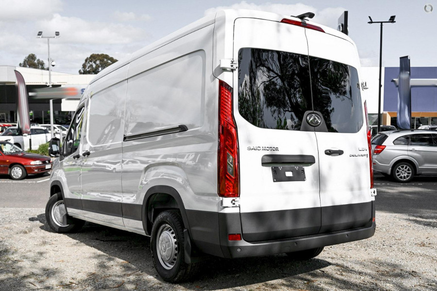 2024 LDV Deliver 9  LWB Mid Roof Van Image 4