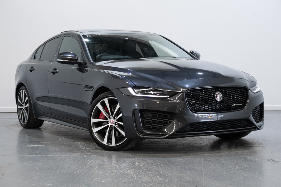 2022 Jaguar XE P300 R-Dynamic SE Sedan Image 1