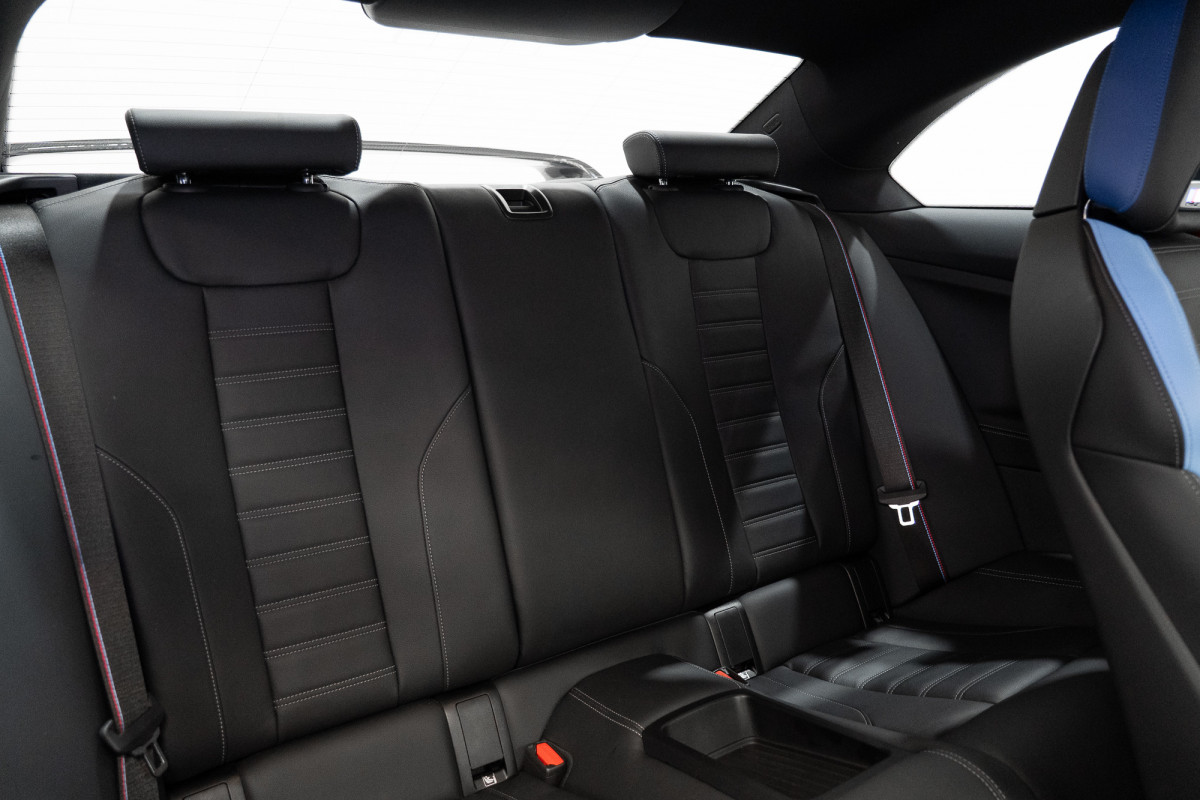 2023 BMW M2 Coupe Image 3