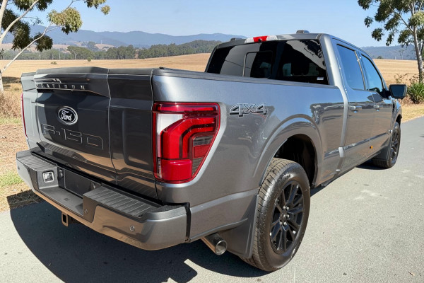 2024 Ford F-150  Platinum Dual Cab Image 6