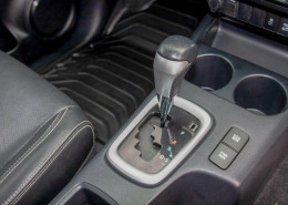 2015 Toyota Hilux GUN126R SR5 (4x4) Dual cab utility