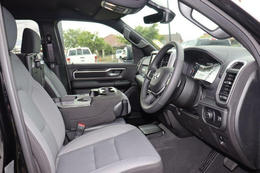 2023 Ram 1500 DT Big Horn Crew Cab Image 22