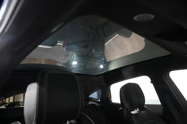2021 Jaguar E-PACE P250 R-Dynamic S SUV Image 28