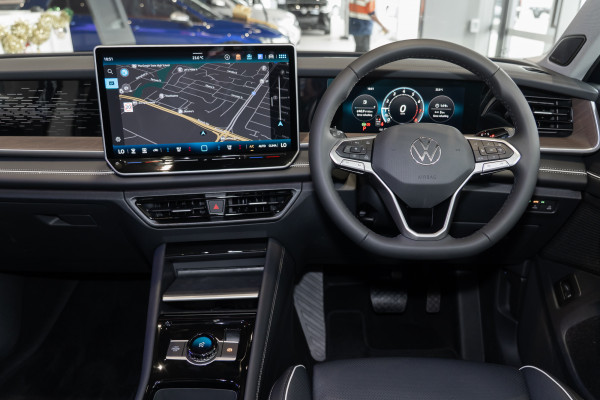 2025 MY26 Volkswagen Tayron R4 150TSI Elegance SUV image 7