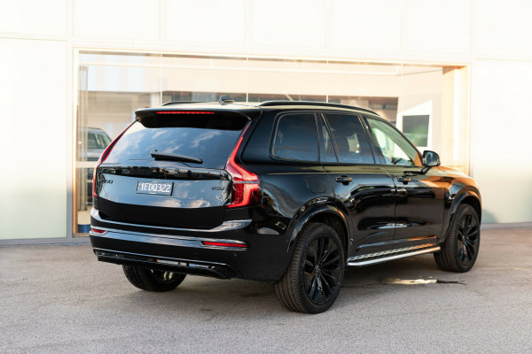 2026 Volvo XC90 L Series Black Edition SUV Image 2