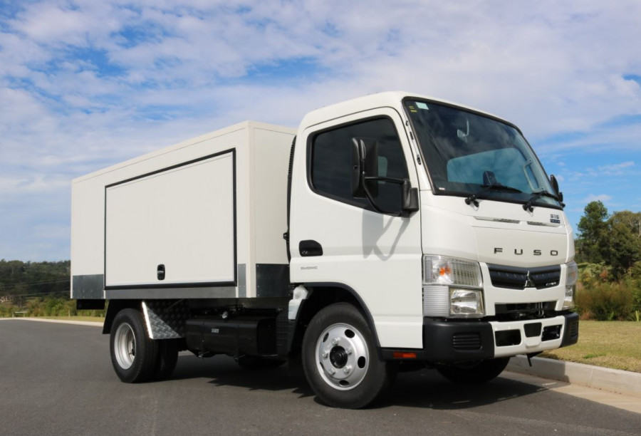2021 Fuso Canter 515 AUTO 515 AUTO COFFEE TRUCK Catering vehicle