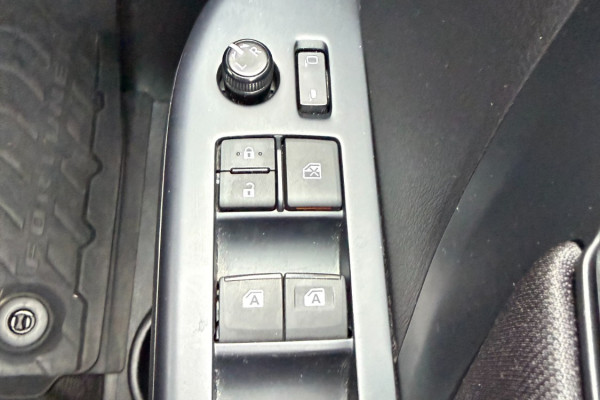 2024 Toyota Fortuner GUN156R GX SUV Image 18