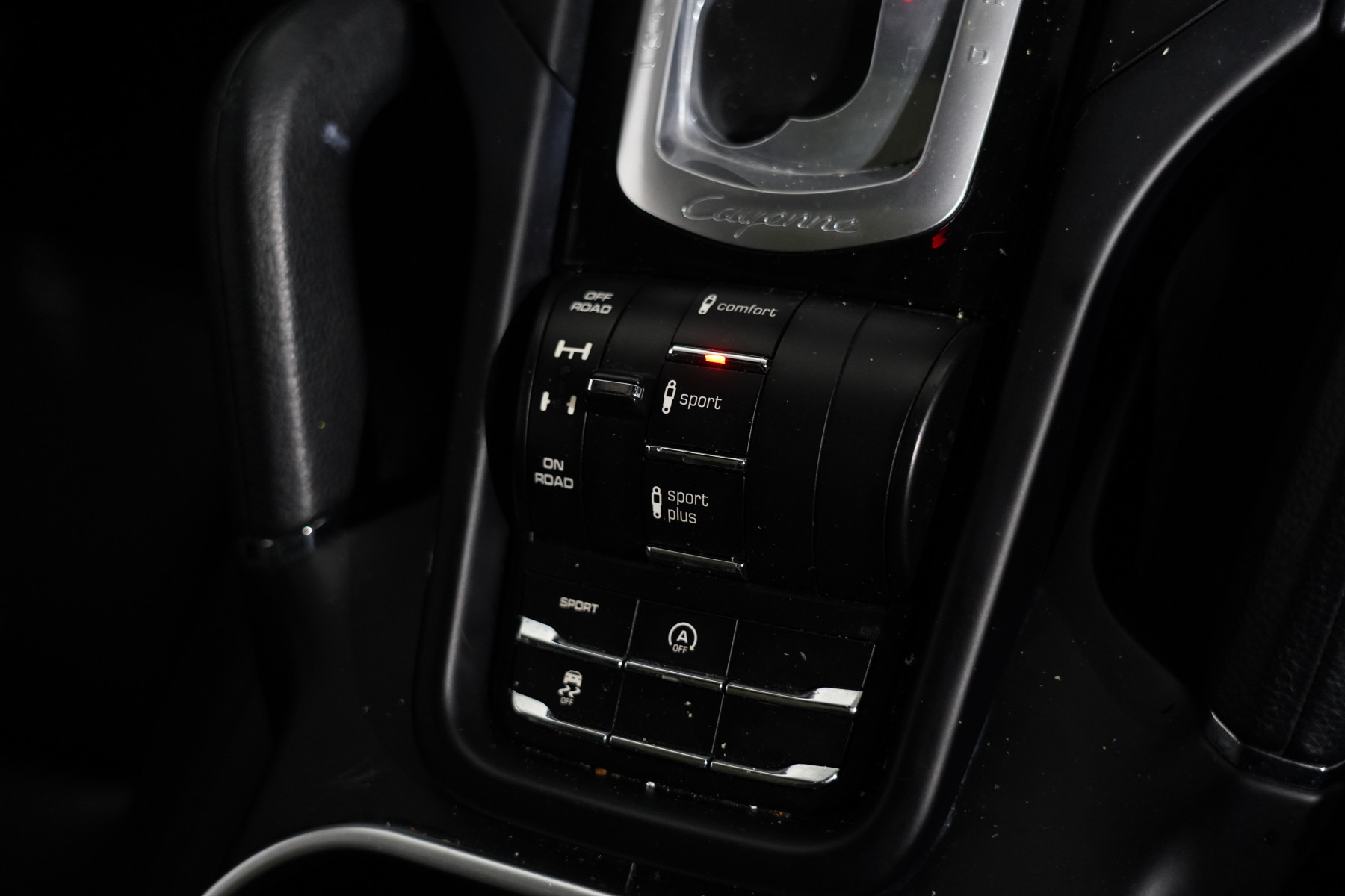 2016 Porsche Cayenne Diesel Platinum Edition SUV Image 16