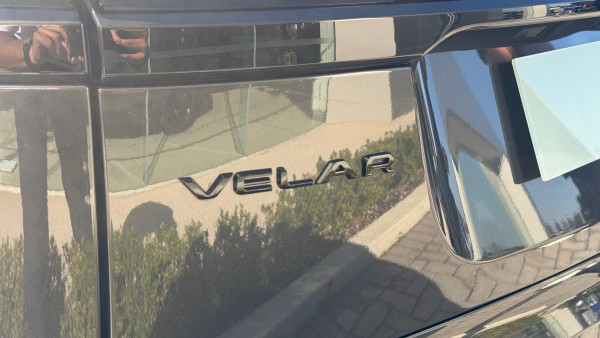2024 MY25 Land Rover Range Rover Velar L560 P400 Dynamic HSE SUV image 9