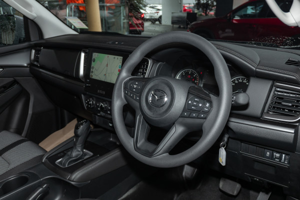 2025 Mazda BT-50 TF XT Cab Chassis Image 6