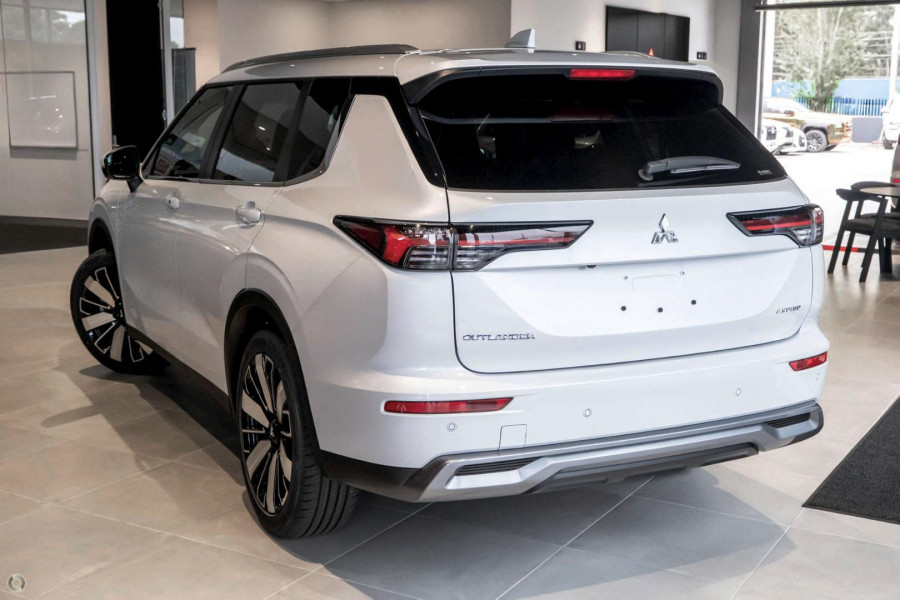 2025 Mitsubishi Outlander ZM Aspire SUV Image 4