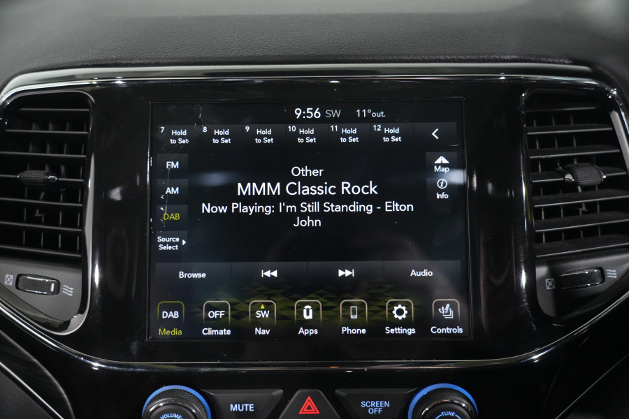 2021 Jeep Grand Cherokee Cherokee 80th Anniversary Special Edtn SUV Image 21
