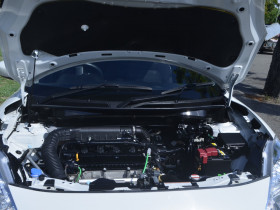 2018 Suzuki Swift AZ Navigator Hatchback