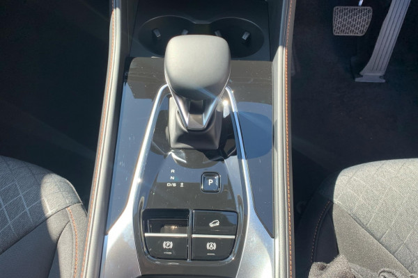 2026 MY25 MG HS AS33 Vibe SUV Image 11
