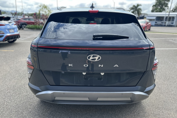 2025 Hyundai KONA SX2.V2 Premium SUV Image 5