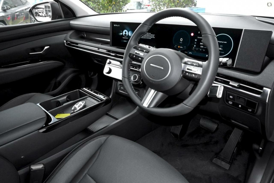 2026 Hyundai Tucson NX4.V4 Hybrid Premium SUV Image 17
