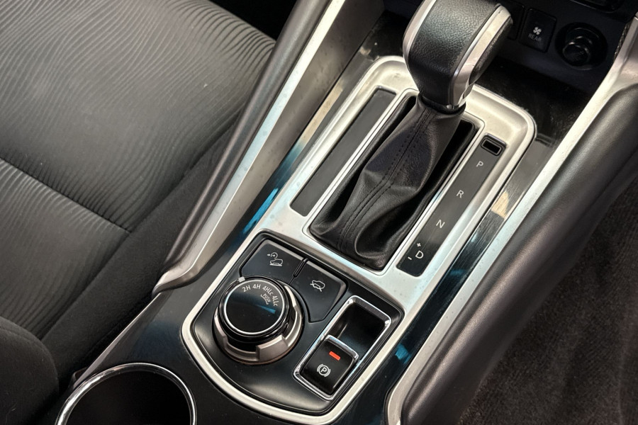 2019 Mitsubishi Pajero Sport QE GLX SUV Image 8