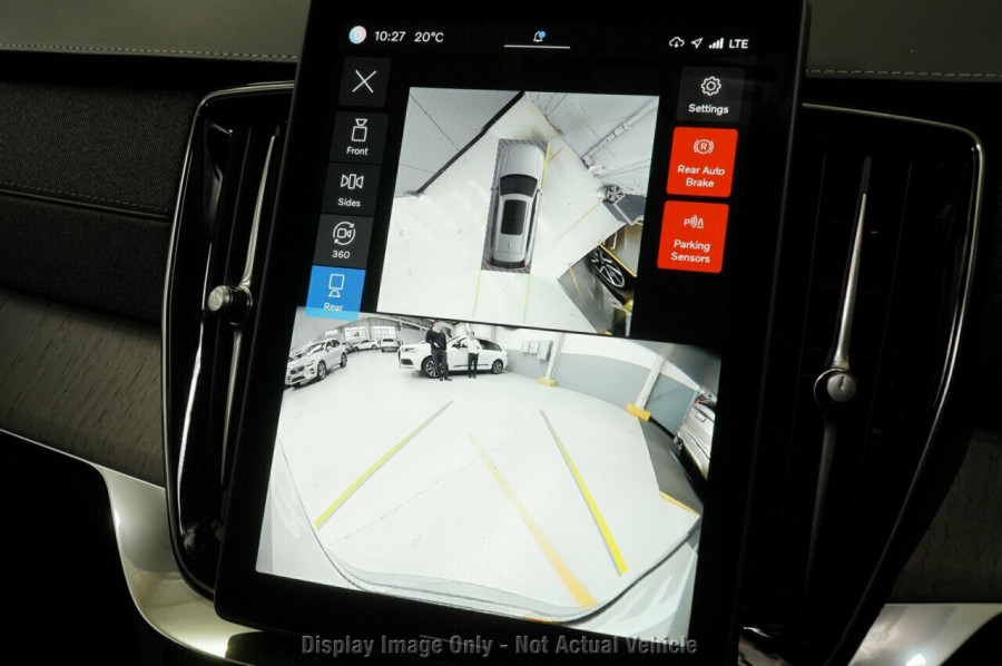 2026 Volvo XC90 L Series Ultra B5 Dark SUV Image 14
