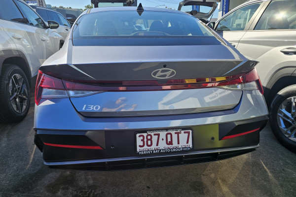 2026 Hyundai i30 CN7.V4  Sedan Image 5
