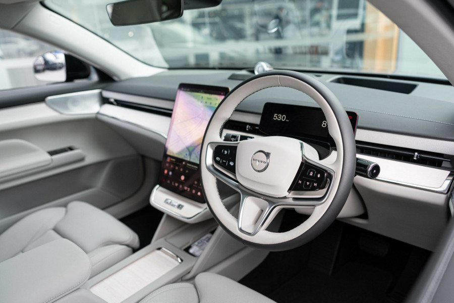 2025 MY26 Volvo ES90  Ultra Single Motor Sedan Image 17