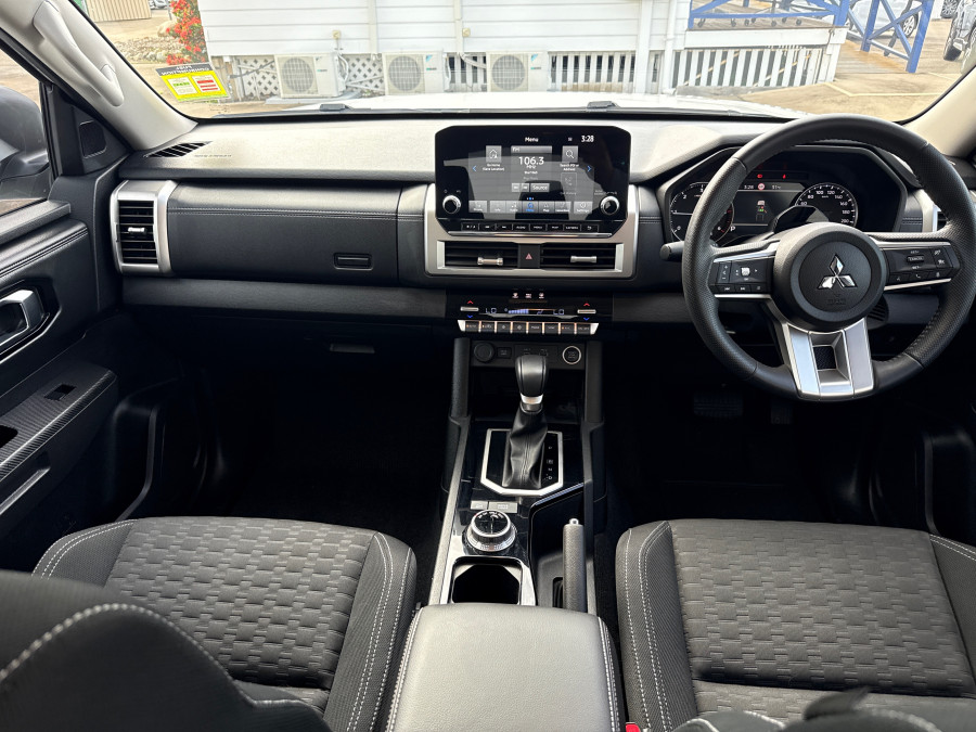 2024 Mitsubishi Triton MV GLS Ute Image 13