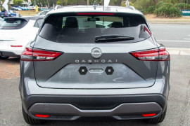 2024 Nissan QASHQAI J12 Ti SUV image 3