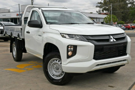 Mitsubishi Triton GLX Single Cab Chassis 2WD MR