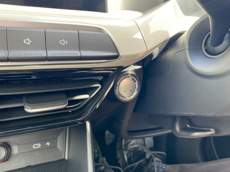 2025 MY25.5 MG MG3 ZP22 Essence Hybrid+ Hatch Image 22