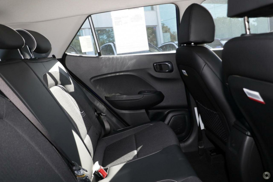 2025 Hyundai Venue QX.V5 Active SUV Image 9