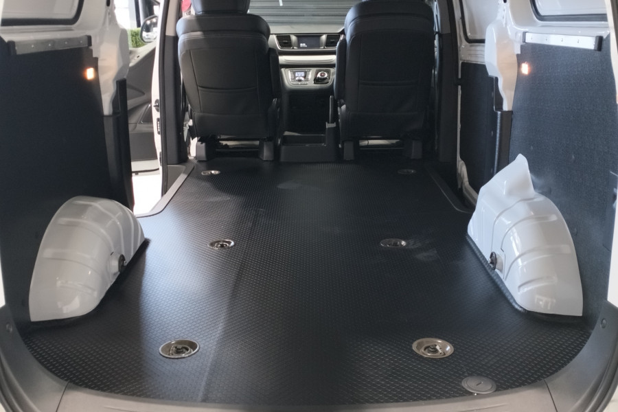 2024 LDV G10 SV7C + Van Image 35