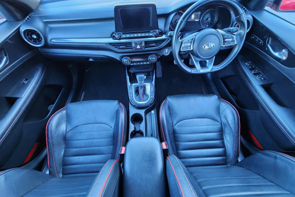 2020 MY1  Kia Cerato BD GT Hatch Image 15