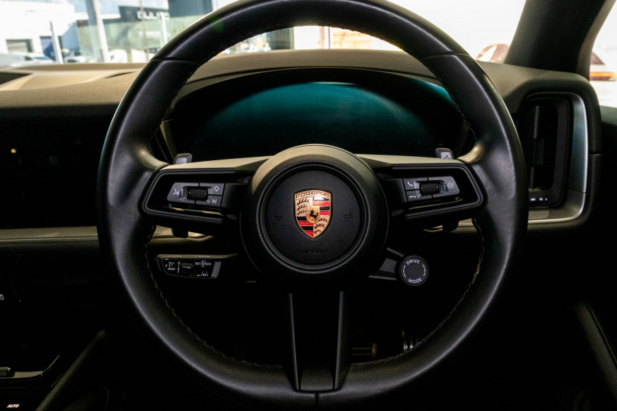2023 MY24 Porsche Cayenne S SUV