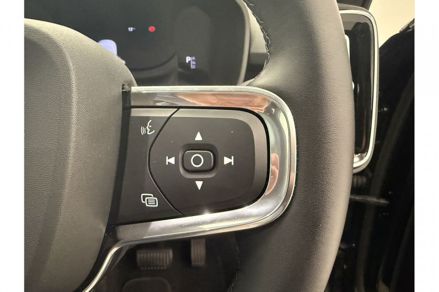 2024 Volvo C40 XK Recharge SUV Image 14