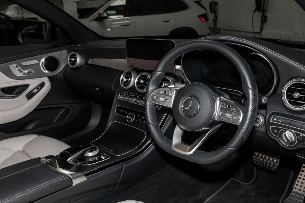 2021 Mercedes-Benz C-Class A205 C200 Convertible image 7