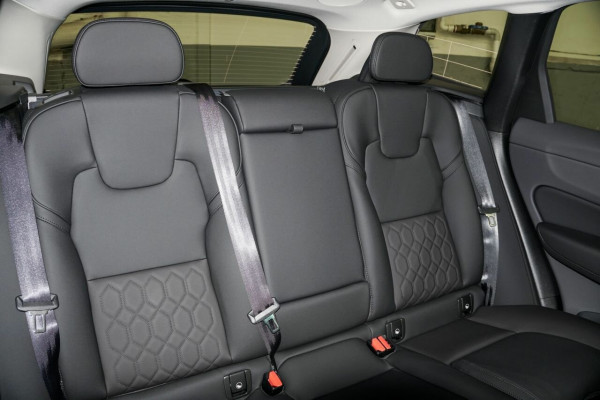 2026 Volvo XC60 UZ Plus B5 Bright SUV Image 9