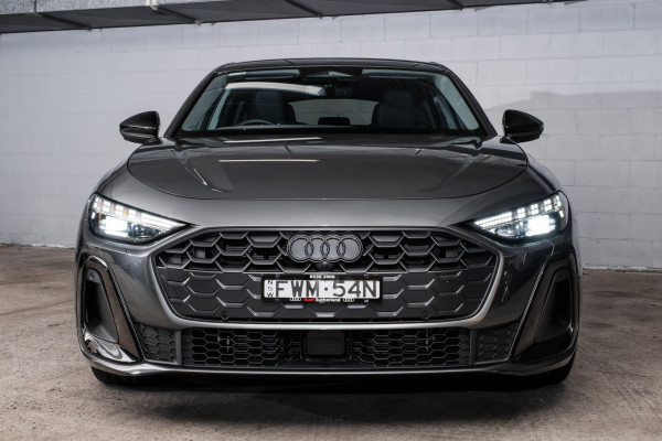 2025 Audi A5 B10 TFSI 150kW S line Sedan image 4
