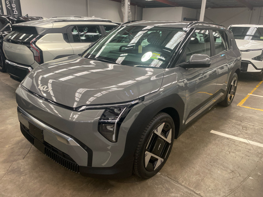 2027 MY26 Kia EV3 SV GT-Line SUV Image 2