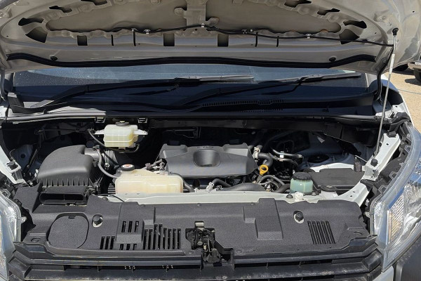 2020 Toyota HiAce GDH300R  Van Image 22