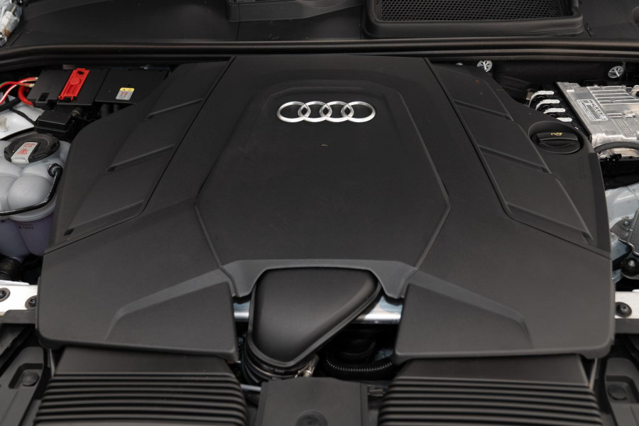2025 Audi Q7 4M 50 TDI S line SUV