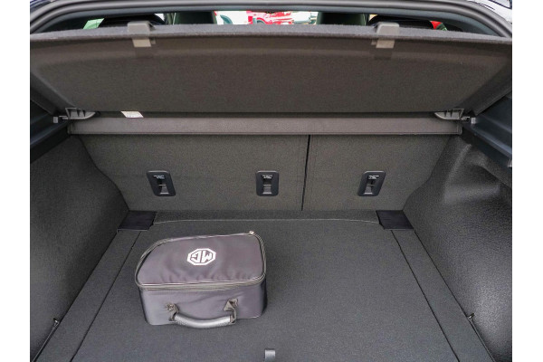 2024 MG MG4 MEH32 Essence 64 150kW Hatch Image 5