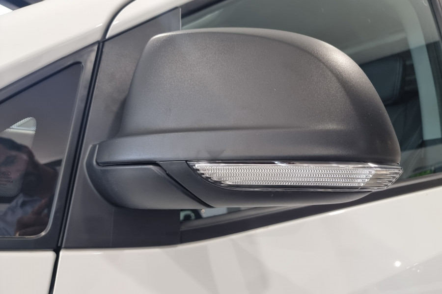 2024 LDV G10 SV7C + Van Image 32