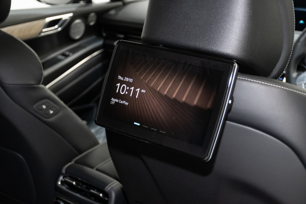 2022 Genesis GV80 2.5t Awd 7 Seat SUV Image 4