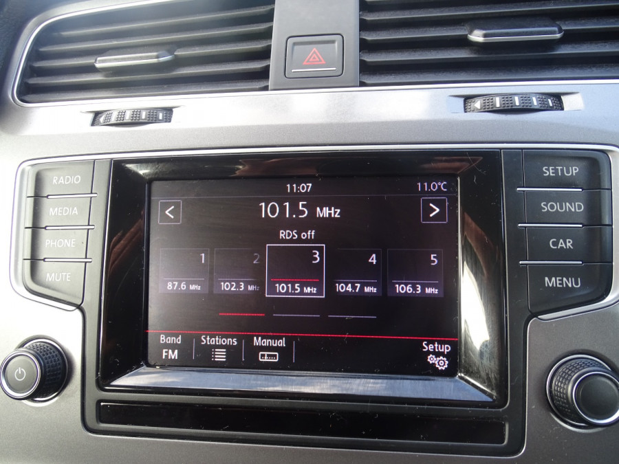 2015 Volkswagen Golf 7 90TSI Comfortline Hatch Image 15