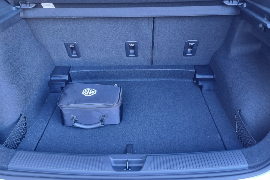 2025 MG MG4 X-POWER/64Kwh/Ev/4Wd Hatch Image 8
