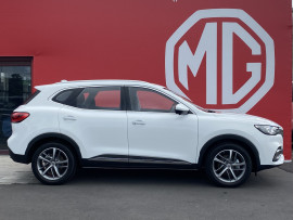 2022 MG HS Essence 1.5L 7 Speed DCT Suv image 3