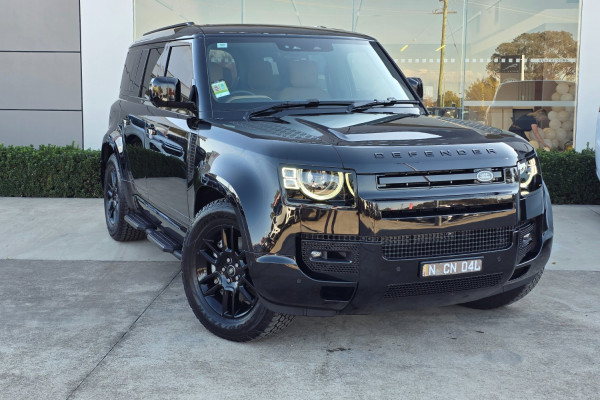2025 Land Rover Defender 110 D300 X-DYNAMIC HSE Wagon