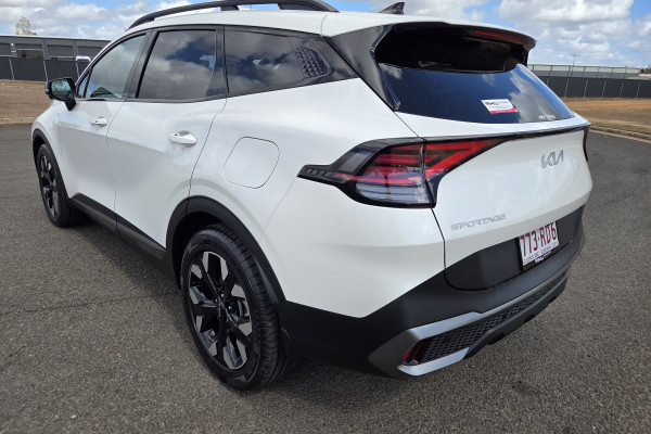 2022 Kia Sportage NQ5 GT-Line SUV Image 5